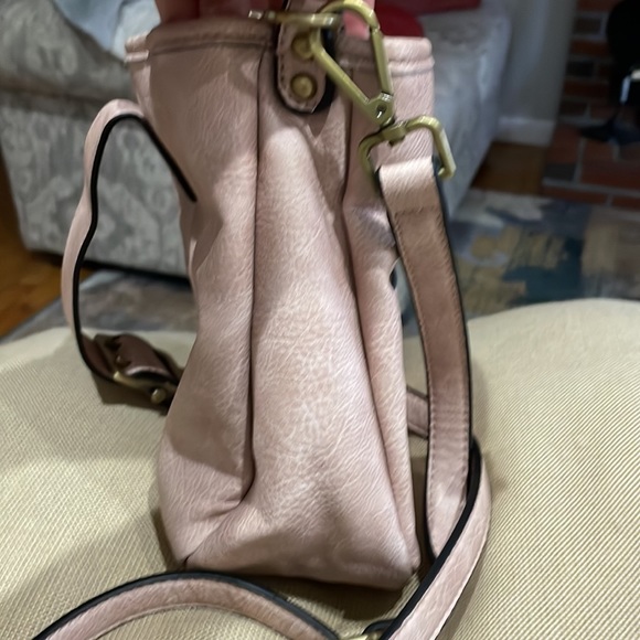 Leader Crossbody bag - Picture 3 of 5